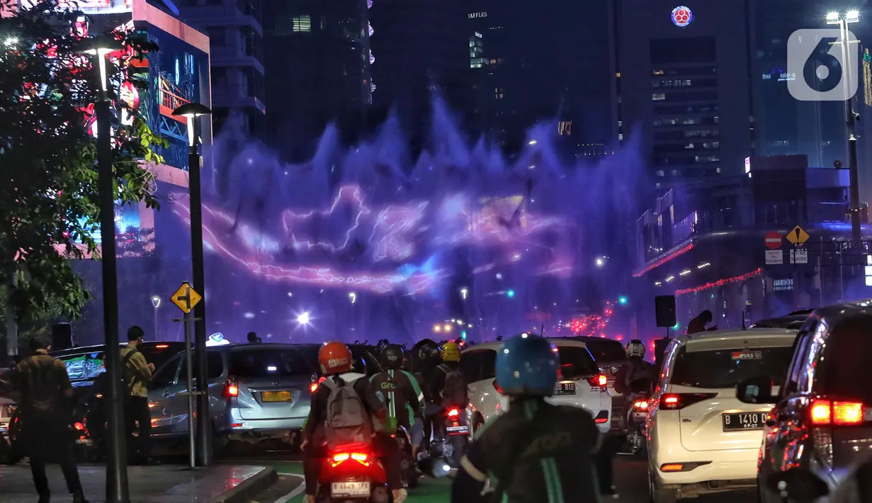 Pertunjukan video mapping tersebut untuk menyambut perayaan HUT ke-78 RI 2023. (Liputan6.com/Angga Yuniar)