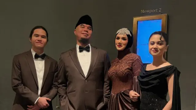 Potret Detail Dress Mulan Jameela di Intimate Dinner/Gambar via Instagram @tissabiani