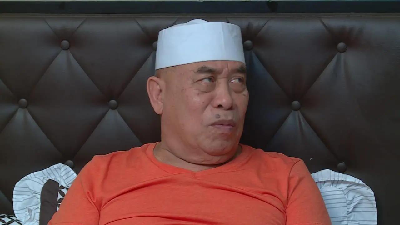 Jangan Panggil Gue Pak Haji