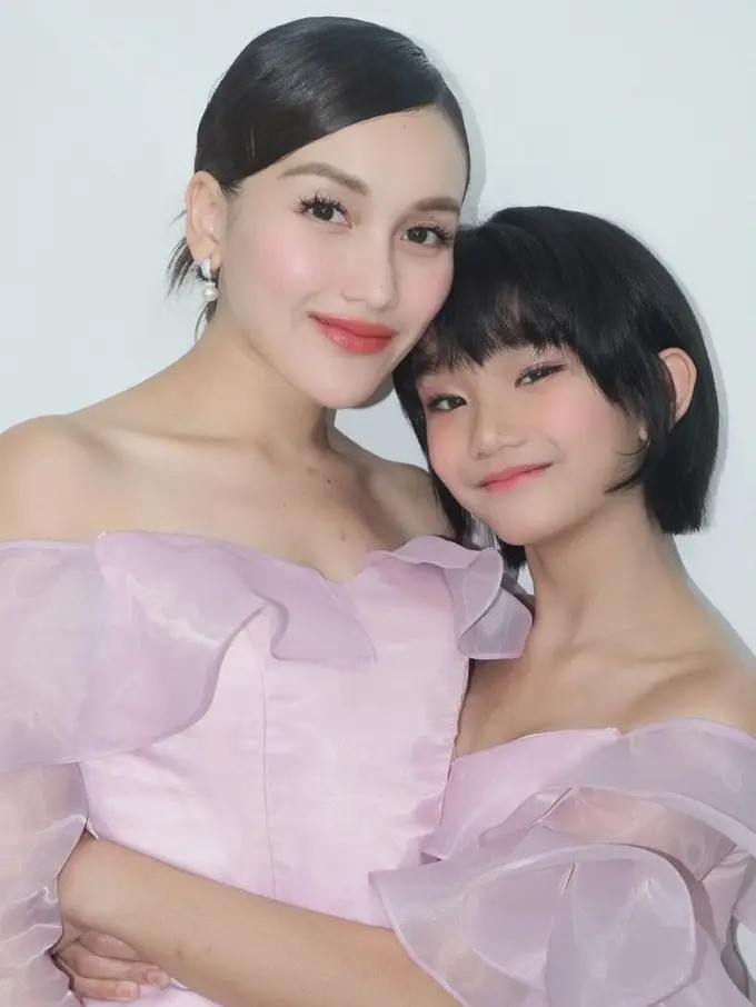 Ayu Ting Ting dan Bilqis (Instagram/ayutingting92)