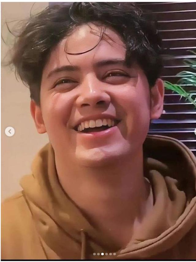 Turunkan Berat Badan dan Cukur Brewok, Ini 6 Potret Terbaru Aliando Syarief