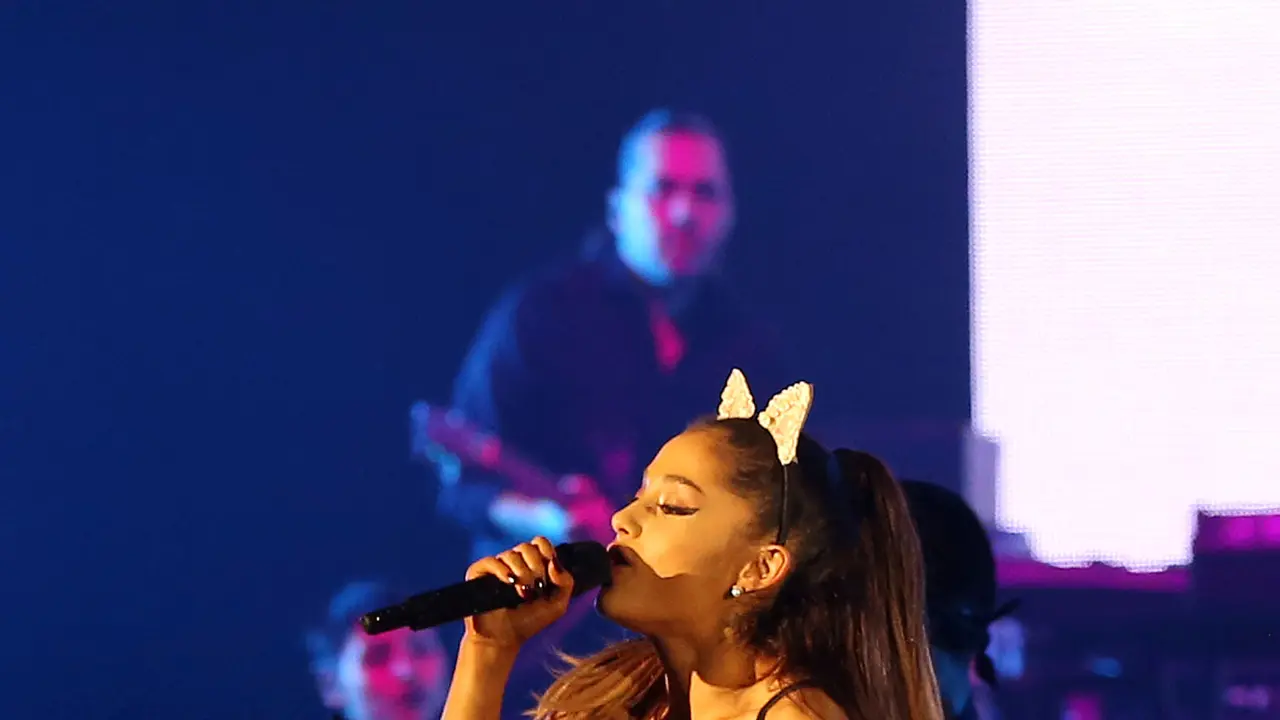 [Bintang] Ariana Grande
