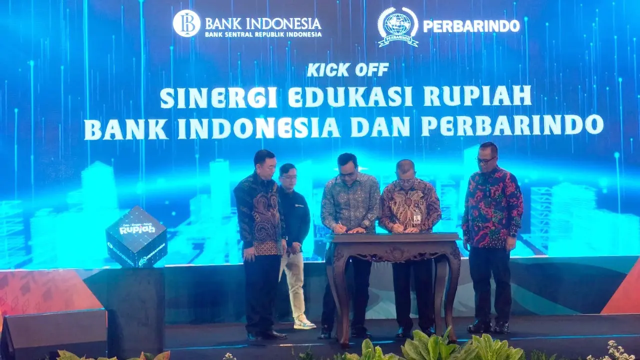 Bank Indonesia dan Perhimpunan Bank Perekonomian Rakyat Indonesia (PERBARINDO) telah menggelar acara kick off Edukasi Cinta Bangga Paham (CBP) Rupiah