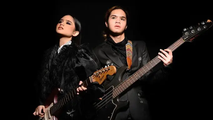 FOTO: Pesona Tissa Biani dalam Busana Serba Hitam, Tampil Menawan