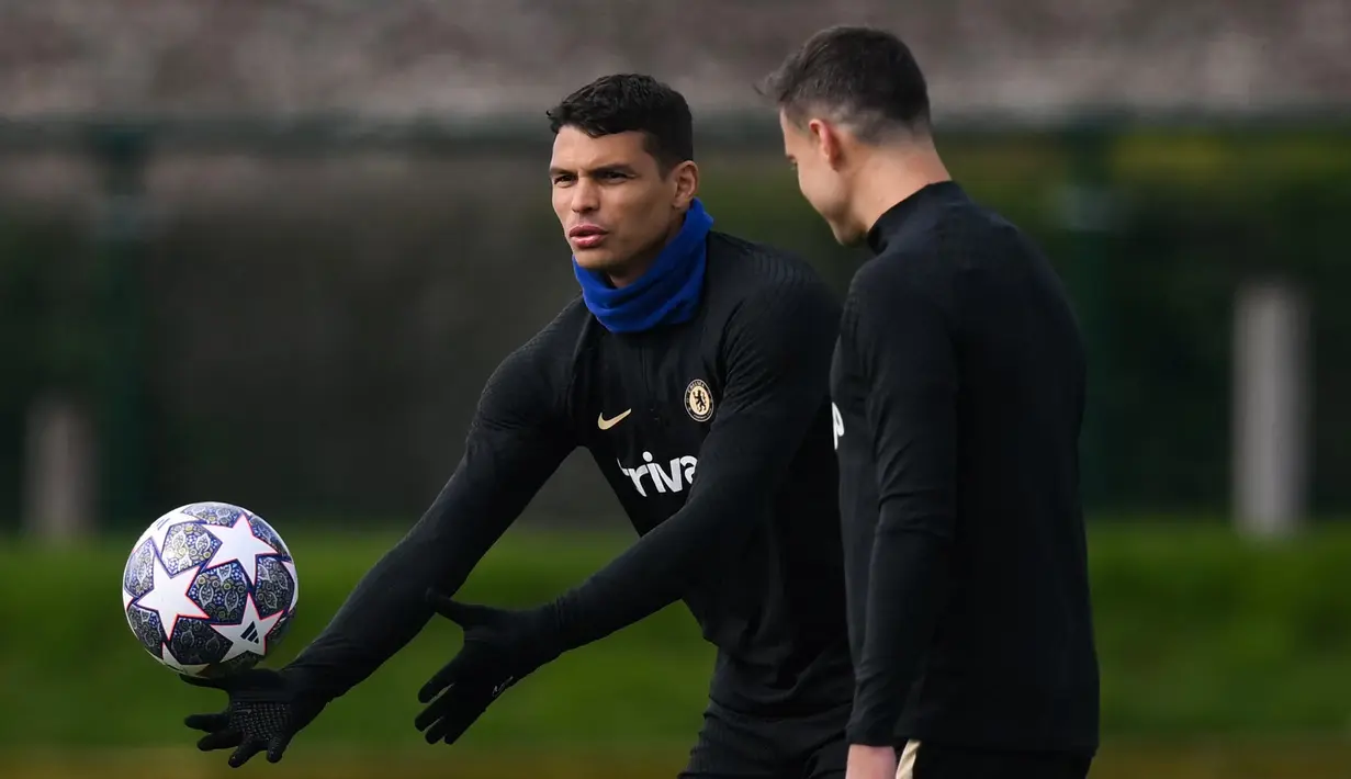 Sedangkan Chelsea sudah tidak pernah menang dalam 4 laga terakhir di Liga Inggris 2022/2023. (Photo by Daniel LEAL / AFP)