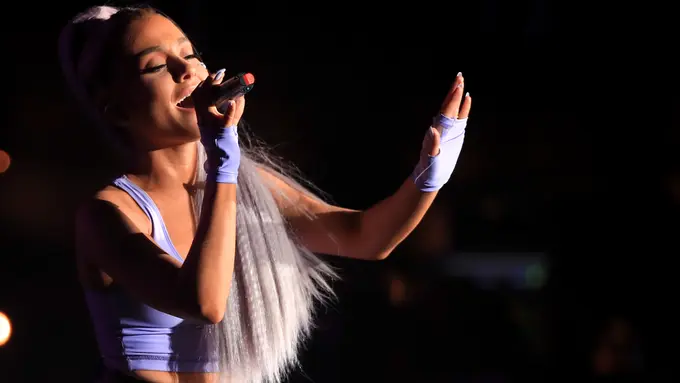 [Bintang] 5 Fakta di Balik Album Baru Ariana Grande