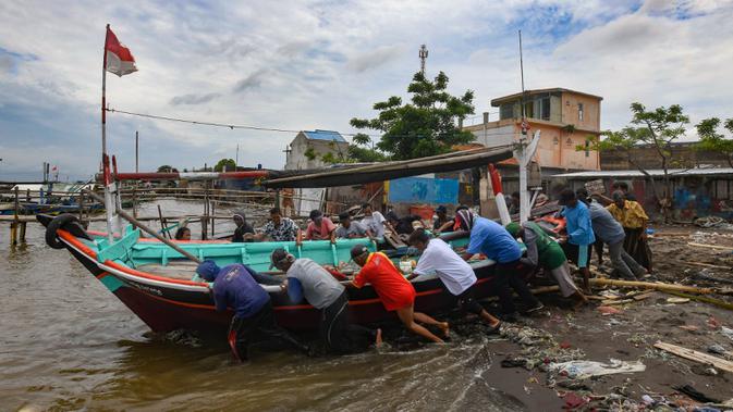 Program Pembangunan Kampung Nelayan untuk Meningkatkan Kesejahteraan Nelayan Indonesia