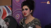 Syahrini Juga Terima Uang Korupsi dari Wawan?