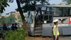 KECELAKAAN BUSWAY