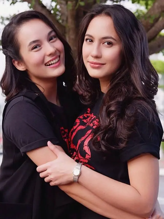 8 Potret Persahabatan Pevita Pearce dan Chelsea Islan, Kompak Banget