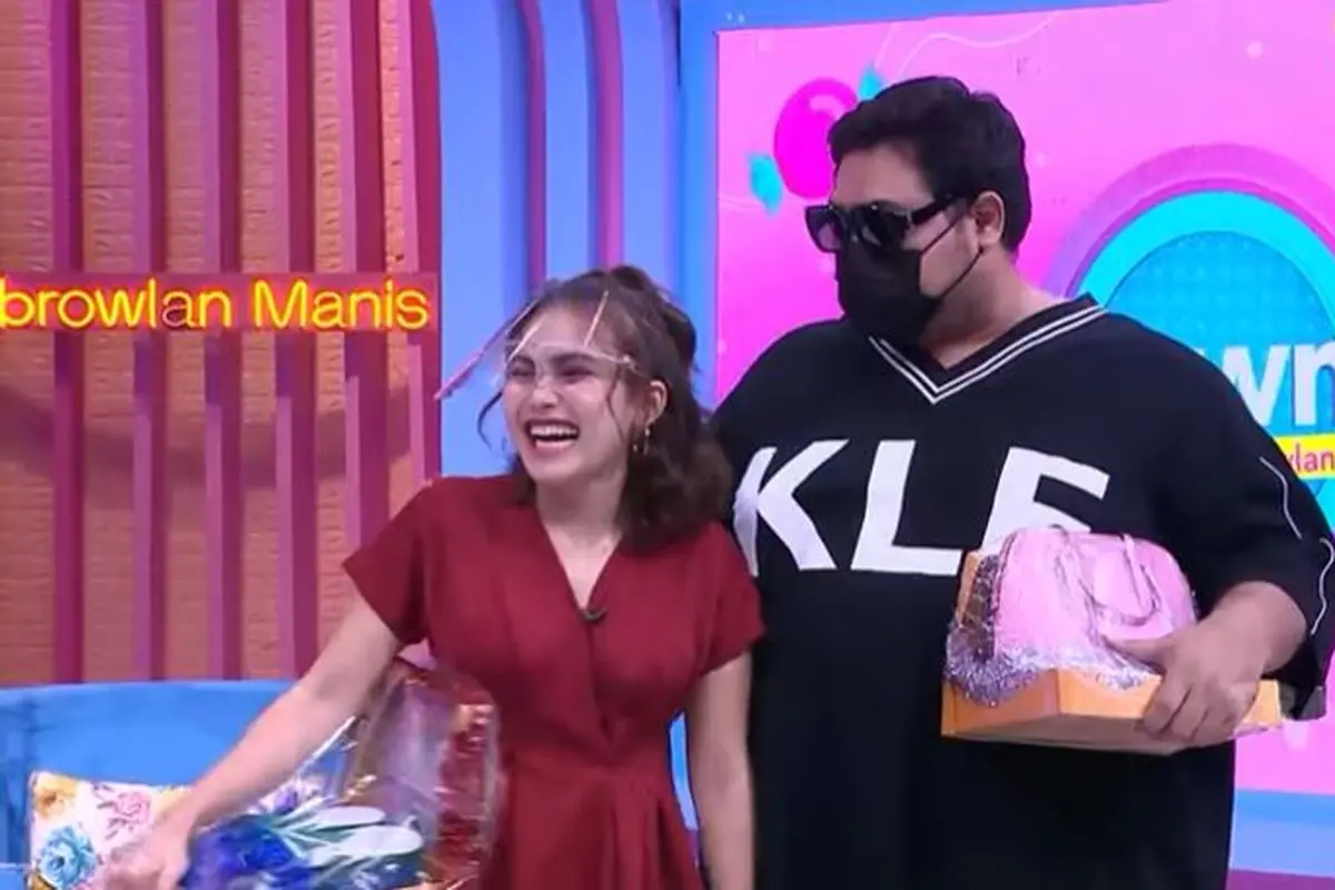 Ayu Ting Ting - Ivan Gunawan (Foto: YouTube)