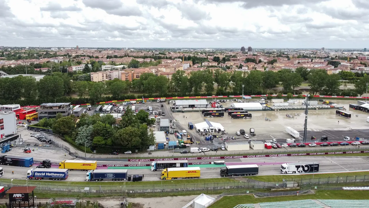 Foto: Penampakan Sirkuit Imola Setelah F1 GP Emilia Romagna Dibatalkan Akibat Banjir Bandang yang Melanda Italia