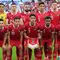 Para pemain starting XI Timnas Indonesia berfoto bersama sebelum menghadapi Jepang pada laga ketiga Grup D Piala Asia 2024 di Al-Thumama Stadium, Doha, Qatar, Rabu (24/1/2024) malam WIB. (AFP/Giuseppe Cacace)