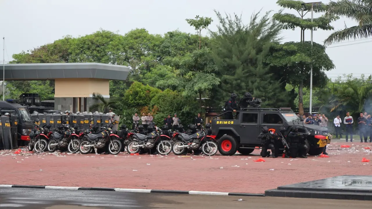 Brimob Polda Banten Latihan Penanganan Huru-hara Pemilu 2024. (Dokumentasi Polda Banten).