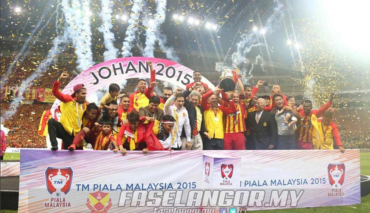 Ini adalah gelar juara Piala Malaysia yang ke-33 bagi Selangor FA, Sabtu (12/12/2015). (Instagram/Faselangor.my)