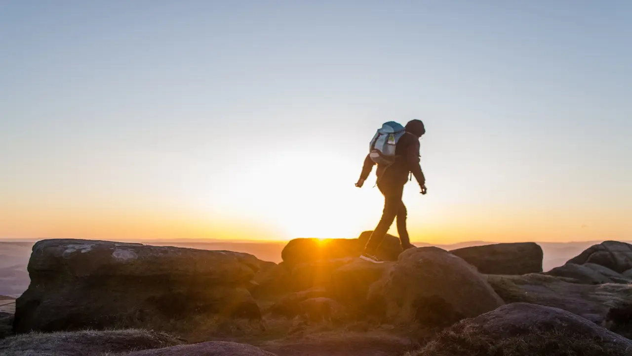 Ilustrasi Backpacker