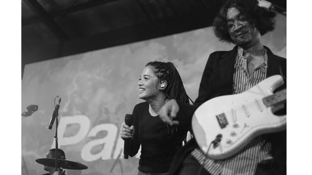 Jarang Tersorot, Ini 7 Potret Mesra Cantika Abigail dan Pamungkas - Hot Liputan6.com