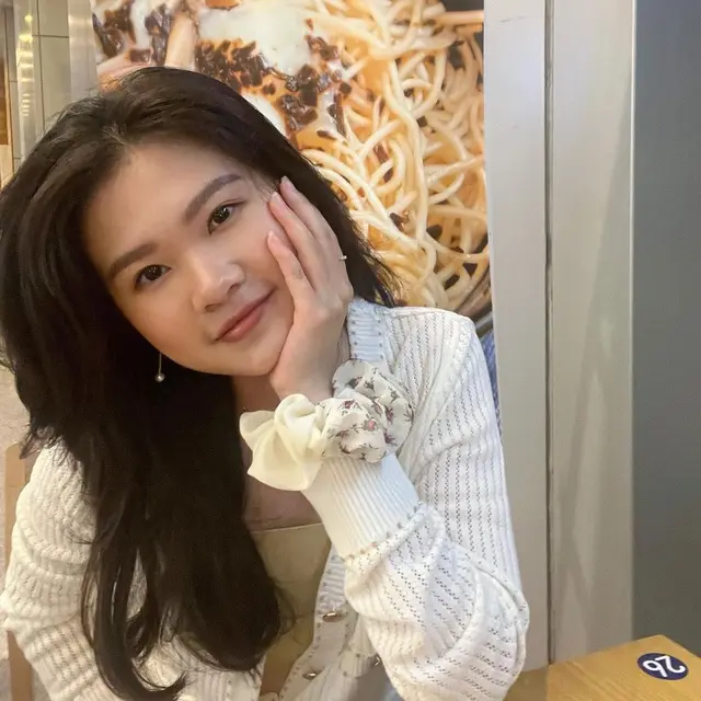 7 Potret Terbaru Felicia Tissue yang Makin Menawan, Kini Buka Bisnis Kuliner