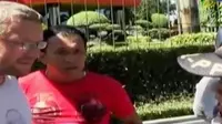 VIDEO: Satpol PP Ciduk WN Jerman Ngemis di Surabaya