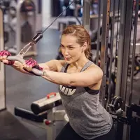 Beginilah wajah Sara Wijayanto setelah berlatih selama 90 menit. Masih tetap terlihat cantik ya. (Foto: instagram.com/sarawijayanto)