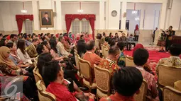 Suasana saat peresmian Pembukaan Konvensi Nasional Humas (KNH) 2015 di Istana Negara, Jakarta, Rabu (18/11/2015). The Sustainable Path to Trust and Reputation adalah tema yang diangkat dalam acara tersebut. (Liputan6.com/Faizal Fanani)
