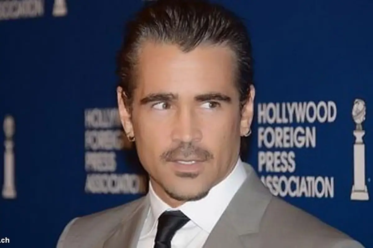 collin-farrell-130819b.jpg