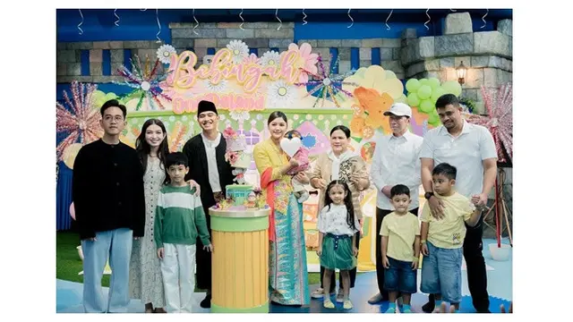 7 Potret Ultah Pertama Bebingah Anak Kaesang dan Erina Gudono, Bertema Ondel-Ondel