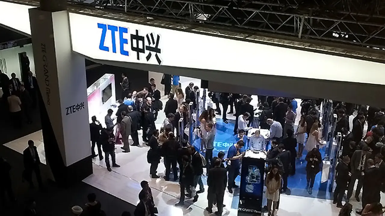 zte-131119a.jpg