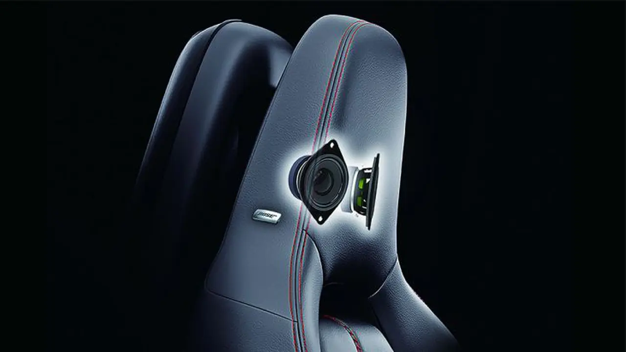 Mazda MX-5 Miata Pakai Perangkat Sound System Canggih dari Bose