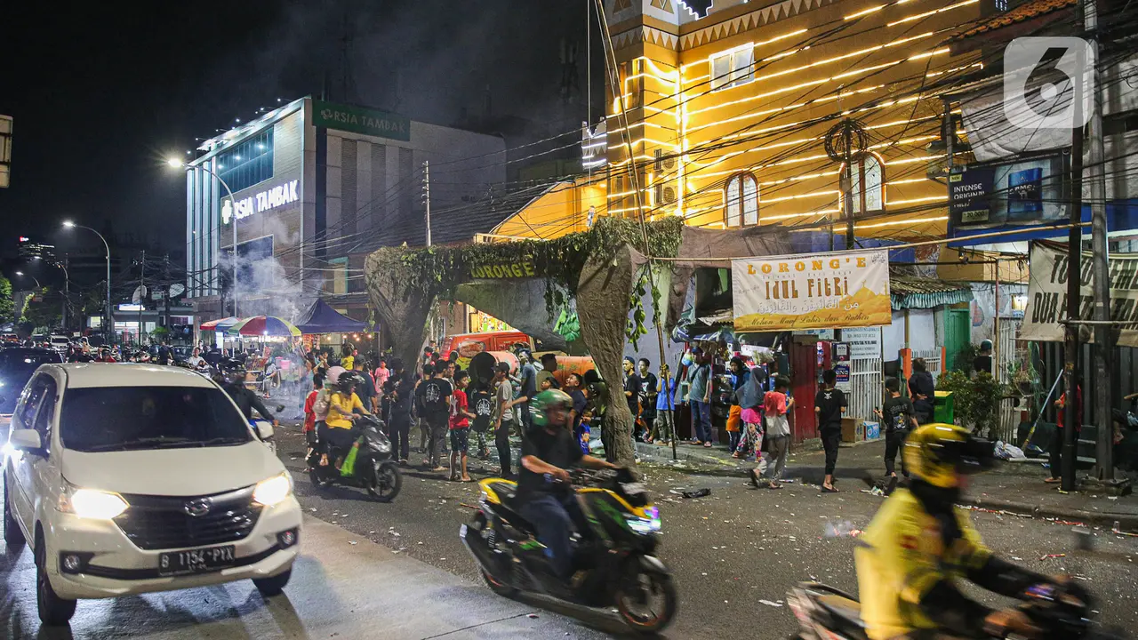 Suasana Malam Takbiran Idul Fitri 2023 di Jakarta