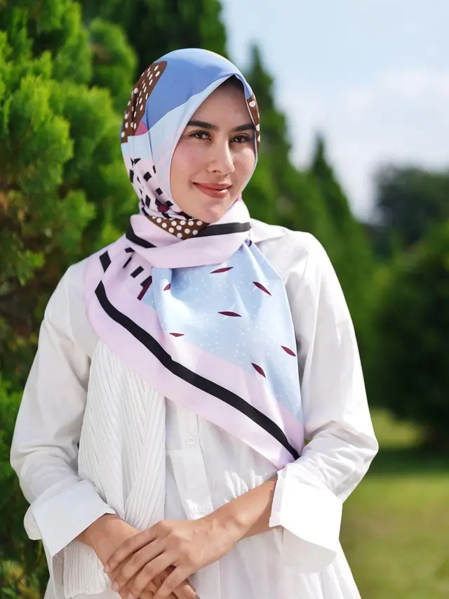 6 Potret Pemeran Wanita Sinetron Trio Gabut Kursus Iman Pakai Hijab, Memesona