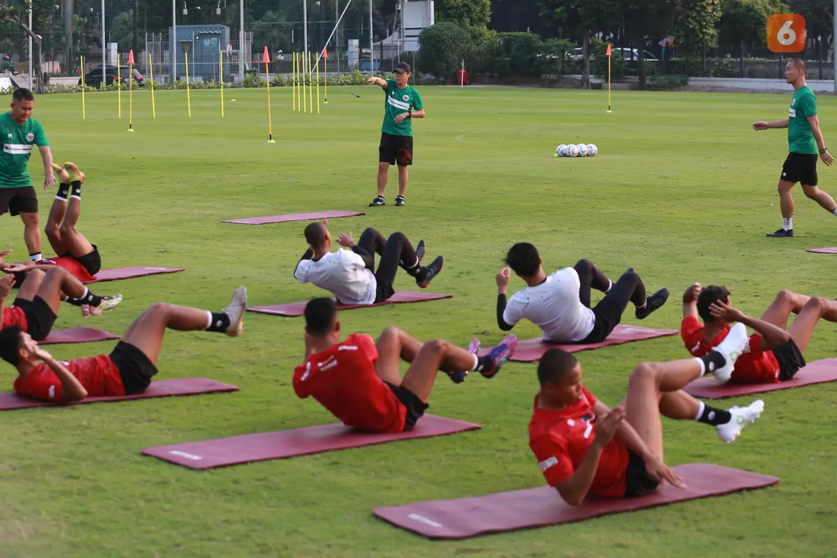 Foto: Timnas Indonesia U-23 Gelar Latihan Perdana untuk Piala AFF U-23, 6 Pemain Belum Bergabung