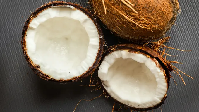 manfaat daging kelapa