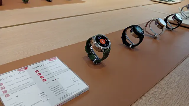 Huawei Watch GT 4 (Liputan6.com/Jonathan Pandapotan Purba)