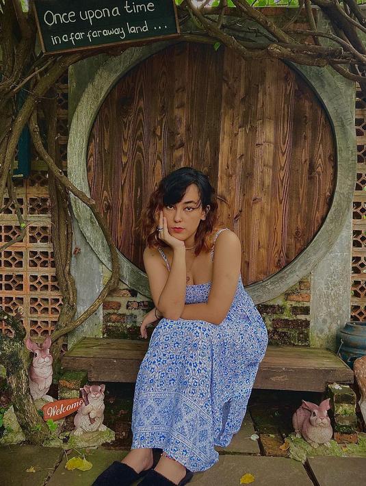 <p>Artis cantik berambut keriting ini memiliki paras bule yang didapatkan Sonia Alyssa karena ia adalah keturunan Jerman dari sang ayah. (FOTO: instagram.com/sonia_alyssa/)</p>