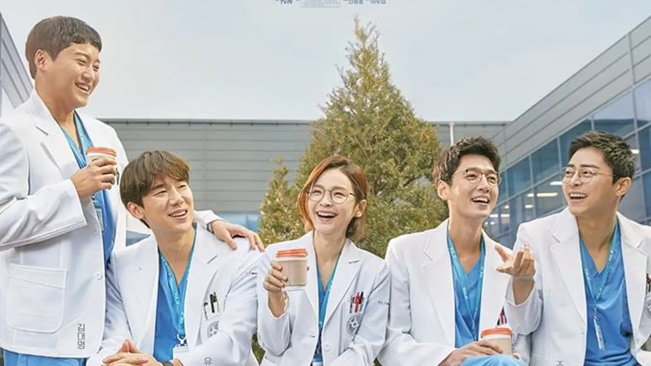 Hospital Playlist (2020)/ tvN