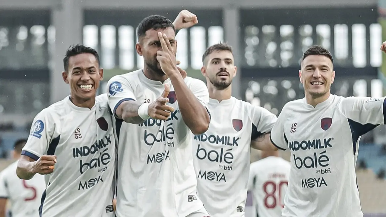 Persis Solo vs Persita Tangerang