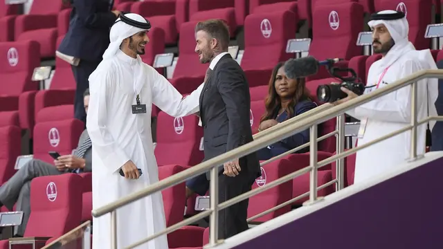 [Fimela] 6 Potret Tampan David Beckham Ketika Menyaksikan Pertandingan Inggris vs Iran di Piala Dunia 2022