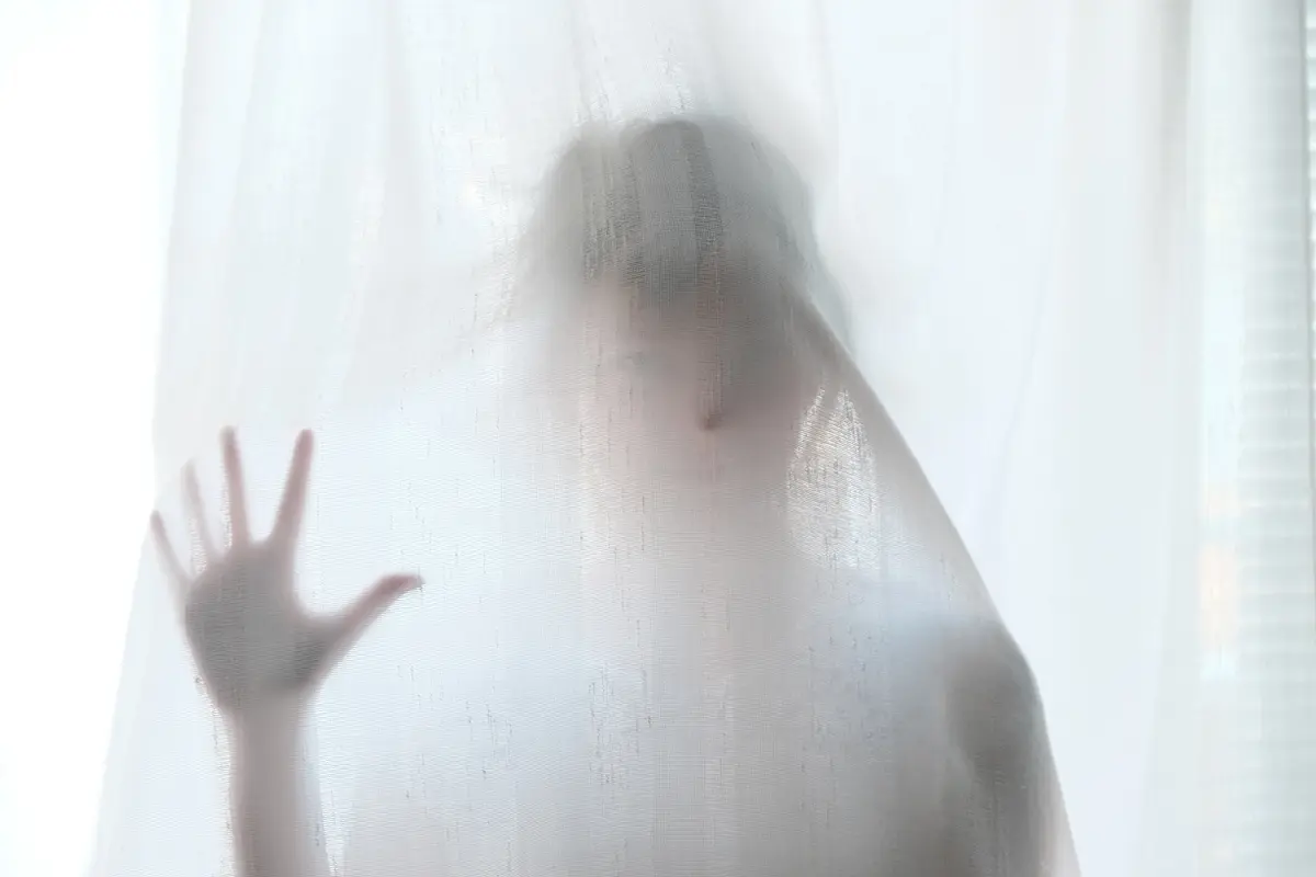 Editor Says: Abusive Relationship Bukan Tanda Cinta