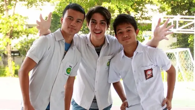 6 Foto Lawas El Rumi saat Sekolah, Akui Pernah Untung Rp 1 Juta per Hari Jual Contekan