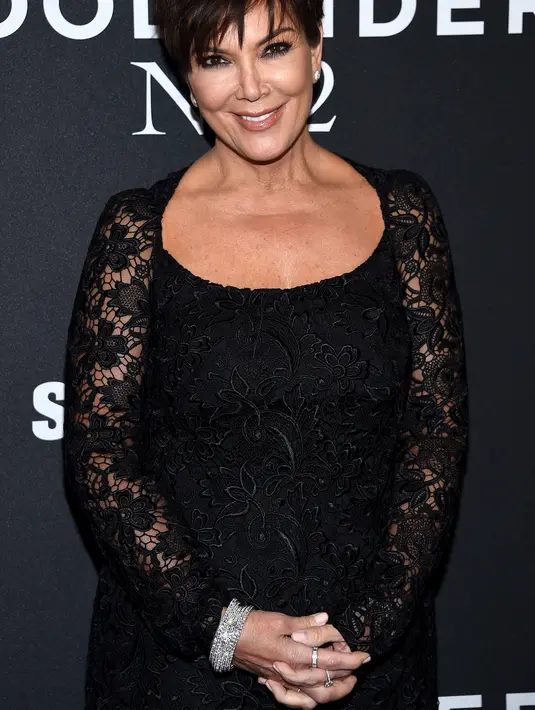 Sebenarnya Kris Jenner mempunyai nama asli, Nee Houghton. Namun dirinya merasa aneh jika memakai nama tersebut hingga kini. Kris lebih memilih nama Kardashian. (AFP/Bintang.com)