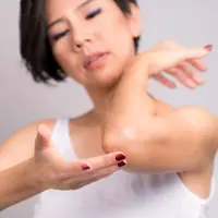 ilustrasi siku hitam/myboys.me/Shutterstock