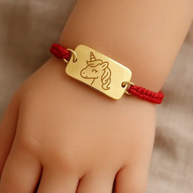 Model Gelang Tali Plat Emas yang Sedang Tren