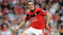 Bek Manchester United asal Irlandia, John O'Shea beraksi dalam laga Liga Premier versus Arsenal di Old Trafford, Manchester, 29 Agustus 2009. AFP PHOTO/PAUL ELLIS
