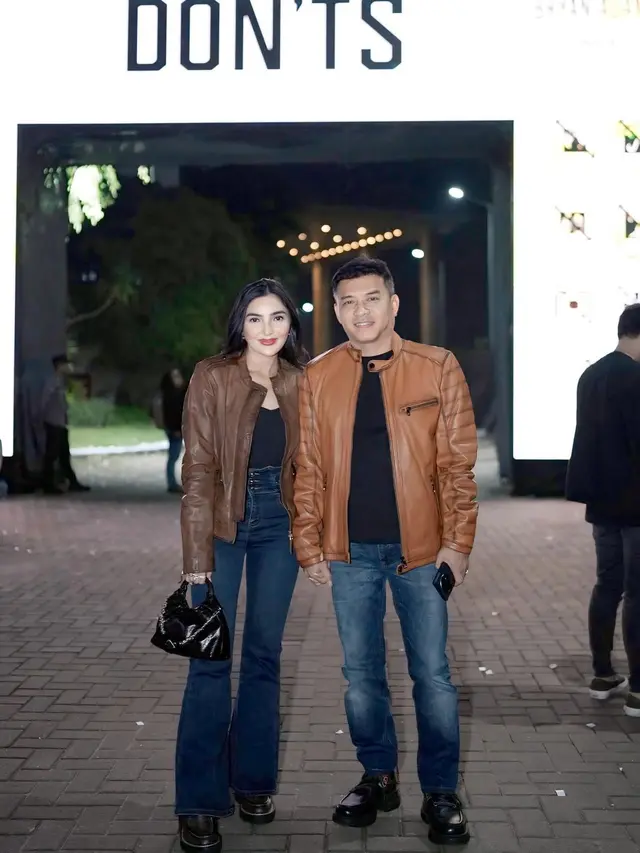 Gaya Concert Date Ashanty dan Anang Hermansyah, Kompak dengan Color Coordinated Outfit Bak Remaja