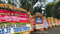 Jelang Pelantikan, Karangan Bunga Penuhi Kediaman Prabowo di Kertanegara