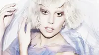 Lady Gaga sudah seumur saat ini baru punya SIM