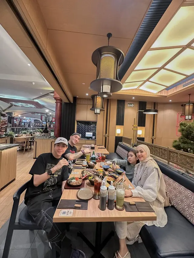 Potret Keakraban Gary Iskak dengan Keluarga (Foto: Dok. Gary Iskak dan Richa Novisha)