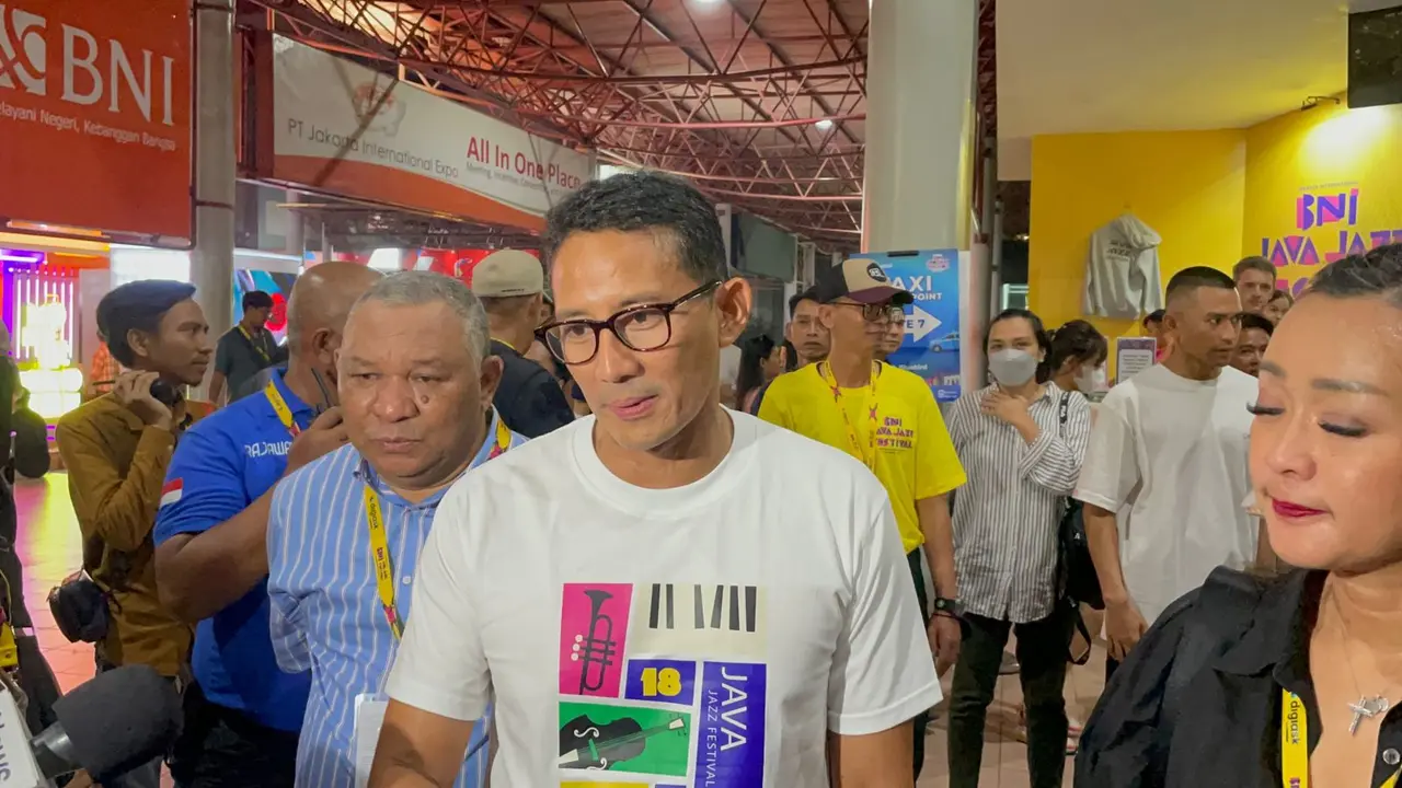 Sandiaga Uno Menyapa Pengunjung dan Mendapat Reaksi Antusias di BNI Java Jazz Festival 2023 Hari Kedua