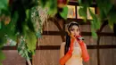 Penampilan Novia Bachmid mencuri perhatian dengan pesona ala princess di instalasi film Snow White [@noviabachmid]